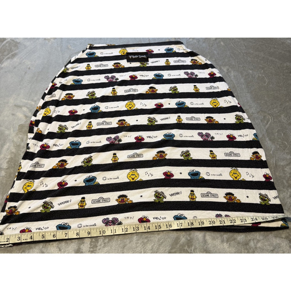 Milk Snob Cover Sesame Street Silly Stripes Carseat/Nursing Cover up - Picture 6 of 7